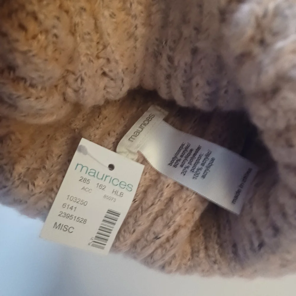 NWT Maurices Pink Knit Pom Beanie with Coral Pom